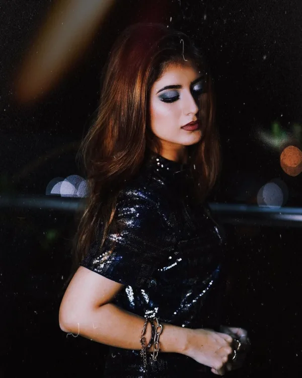 Arishfa Khan — Arishfa Khan — after-hours sparkle · 7.
