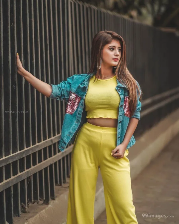 Arishfa Khan — Arishfa Khan — fresh colour story.