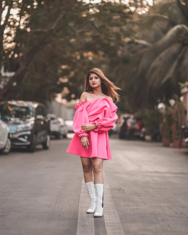 Arishfa Khan — Arishfa Khan — pink, turned all the way up.