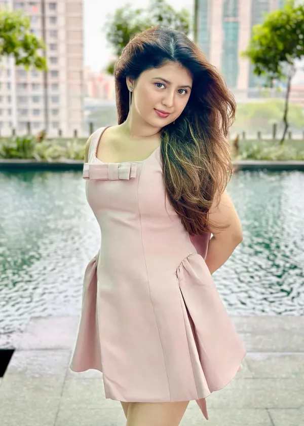 Arishfa Khan — Arishfa Khan — a little pink, a little me.